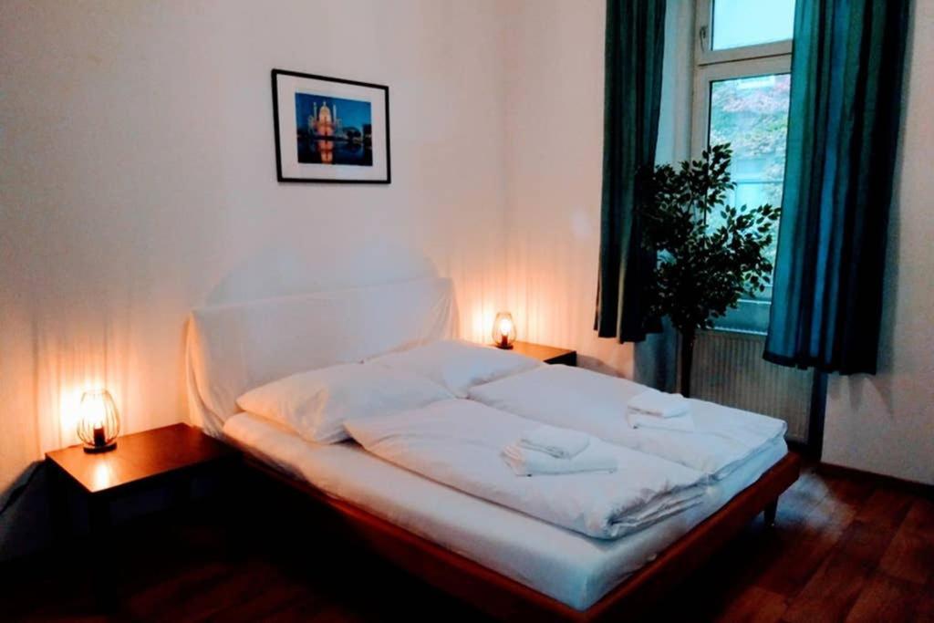 Family Apartment With Two Bathrooms Near To City Center 비엔나 외부 사진