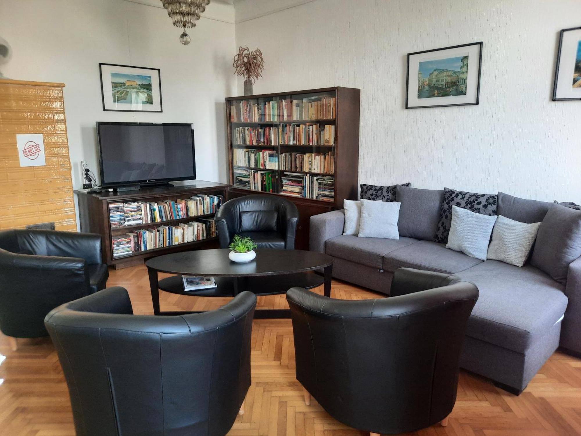 Family Apartment With Two Bathrooms Near To City Center 비엔나 외부 사진